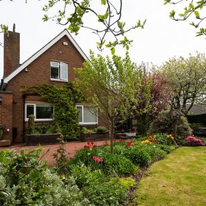 Set in secluded gardens Morwick House is a perfect location for your trip to Warkworth 