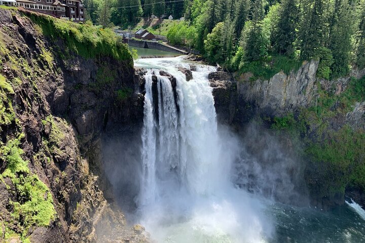 2023 Forest Hike to Gorgeous Twin and Snoqualmie Falls