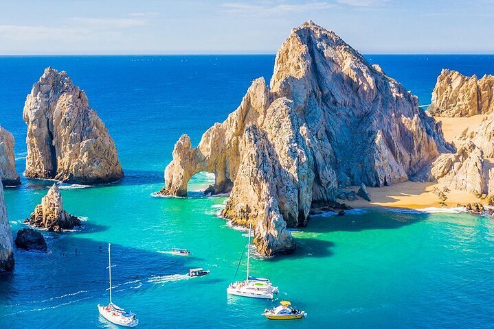 2023 Shared Boat Tour of Cabo San Lucas Arch