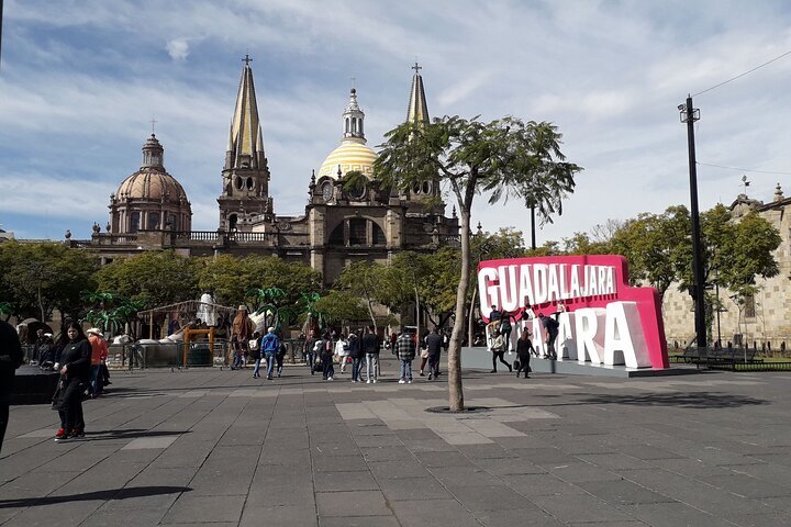 2024 Private Walking Tour Guadalajara History And Murals With Guide   Caption 