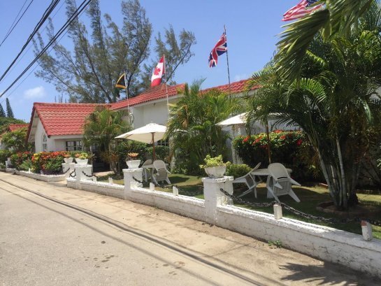 FISHERMAN'S INN $90 ($̶1̶3̶8̶) - Prices & Hotel Reviews - Falmouth, Jamaica