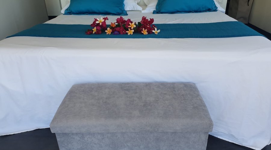 Lit super king size de la suite de la Villa Bounty