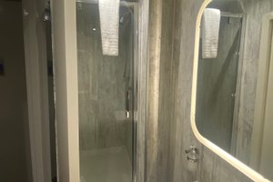 Room & Suite