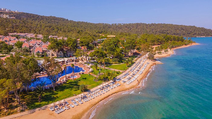 Full Day Access To The Beach Resort & Gym With 55 min. Turkish