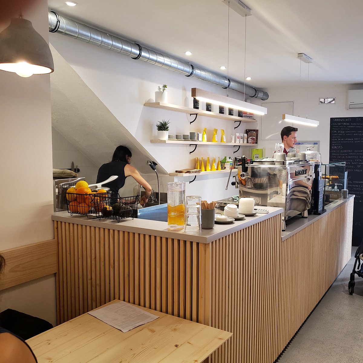THE SERVICE COURSE, Nice Restaurant Reviews, Photos & Phone Number THE SERVICE COURSE, Nice Restaurant Reviews, Photos & Phone Number