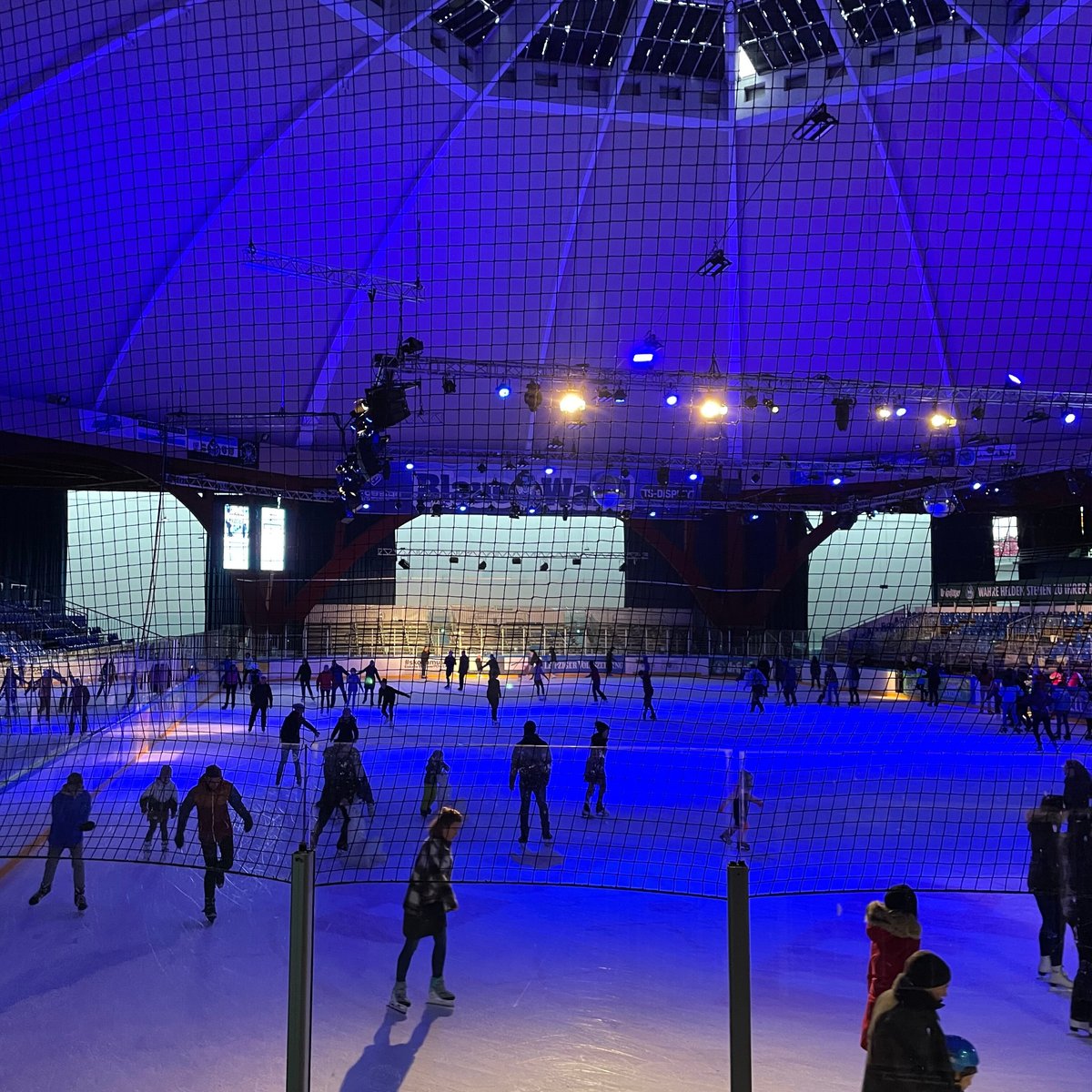 2022年 Eiszirkus Leipzig Eishalle, Eventlocation Und Heimspielstätte