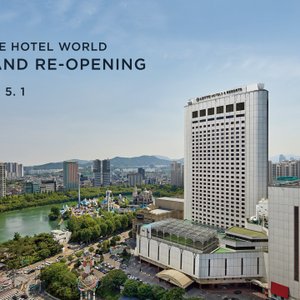 2022 REOPENING PICTURE