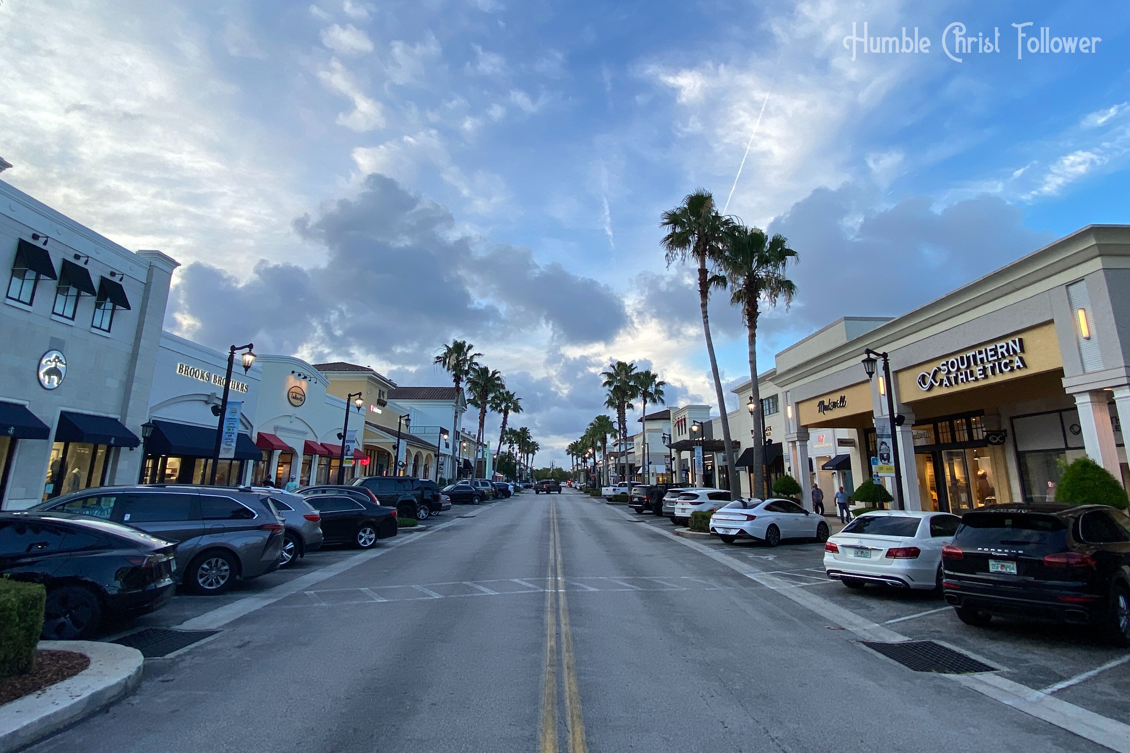 H&m st 2024 johns town center