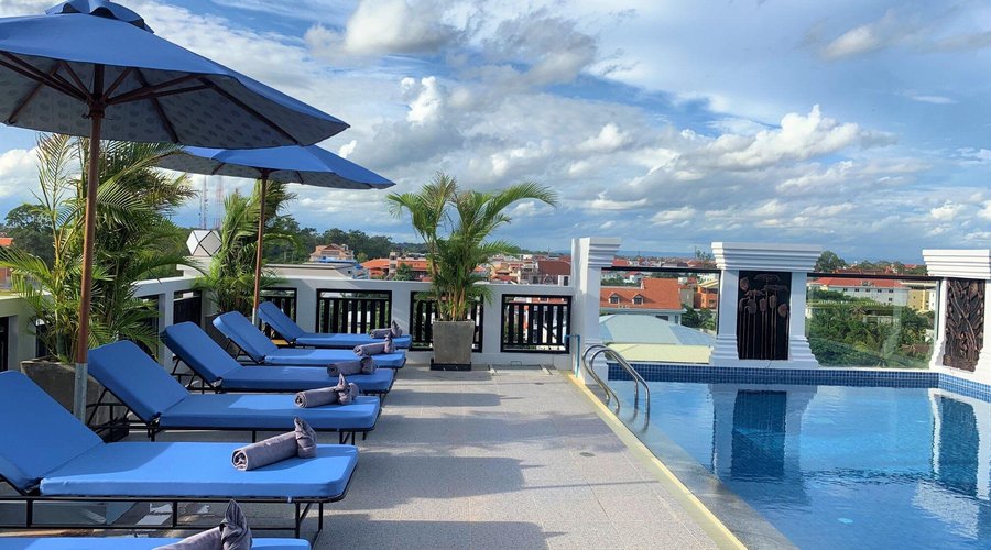 Rooftop Pool