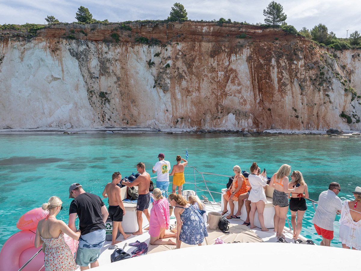 kefalonia cruise lady o photos