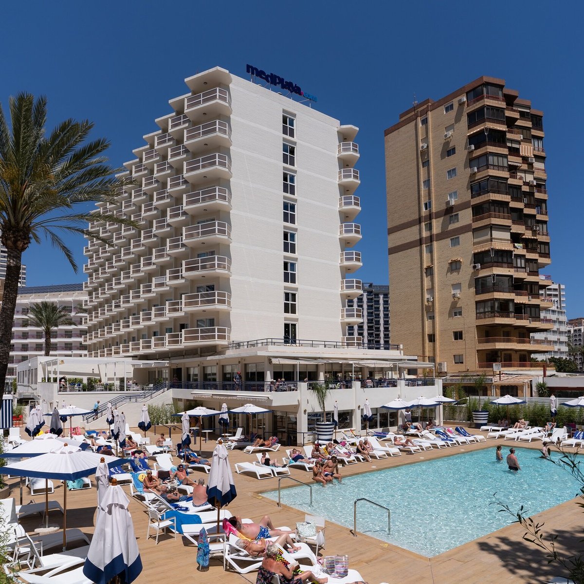 Arriba 96+ Foto Hoteles En Benidorm Pension Completa Mayores De 55 Años ...