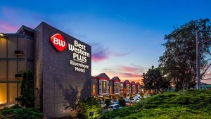 Best Western Plus Rivershore Hotel in Oregon City
