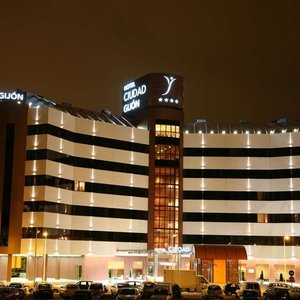 FACHADA NOCHE AR