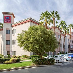 Comfort Suites hotel in Palm Desert, CA