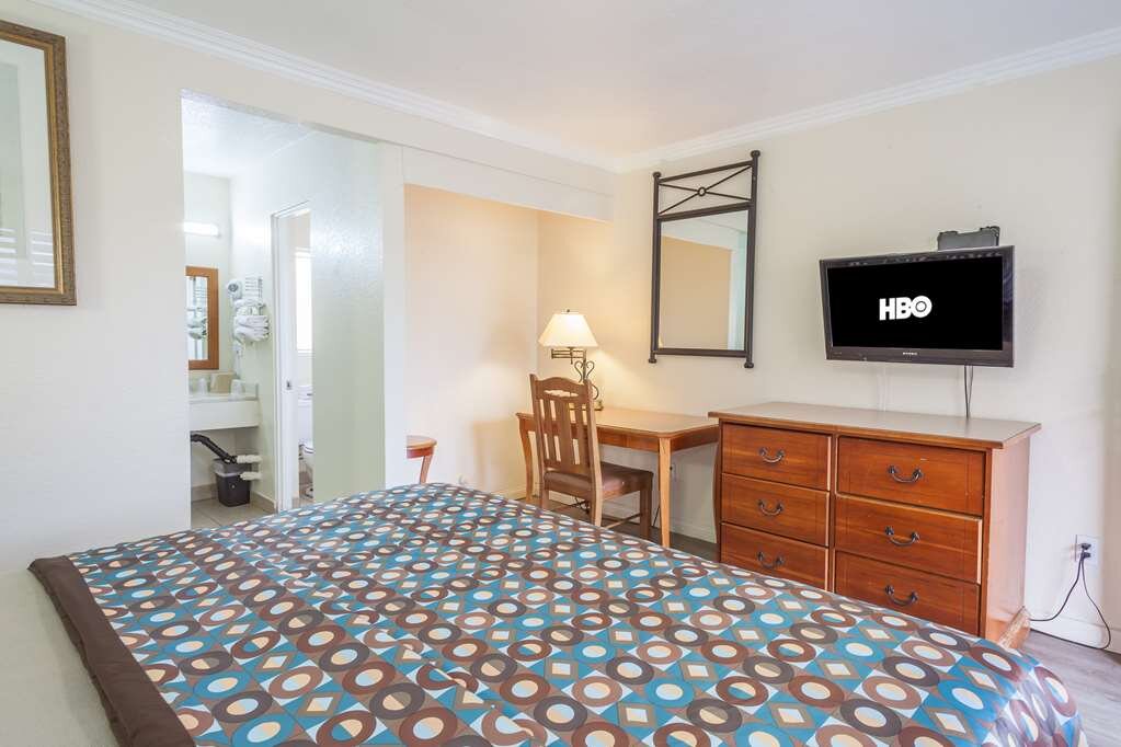 Hotel photo 28 of Vagabond Inn Hemet.