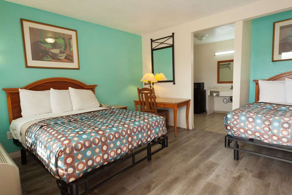 Hotel photo 24 of Vagabond Inn Hemet.