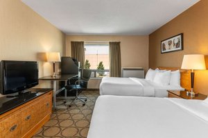 Room & Suite