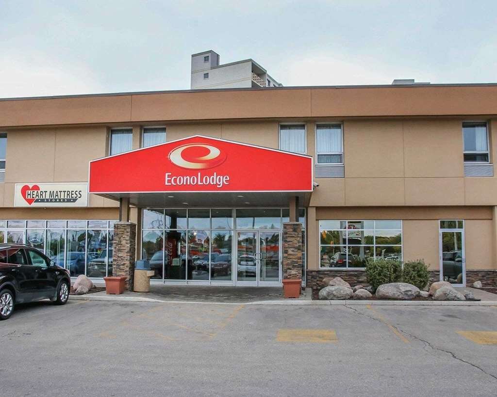 ECONO LODGE WINNIPEG SOUTH Updated 2024 Prices Hotel Reviews Manitoba   Hotel Exterior 