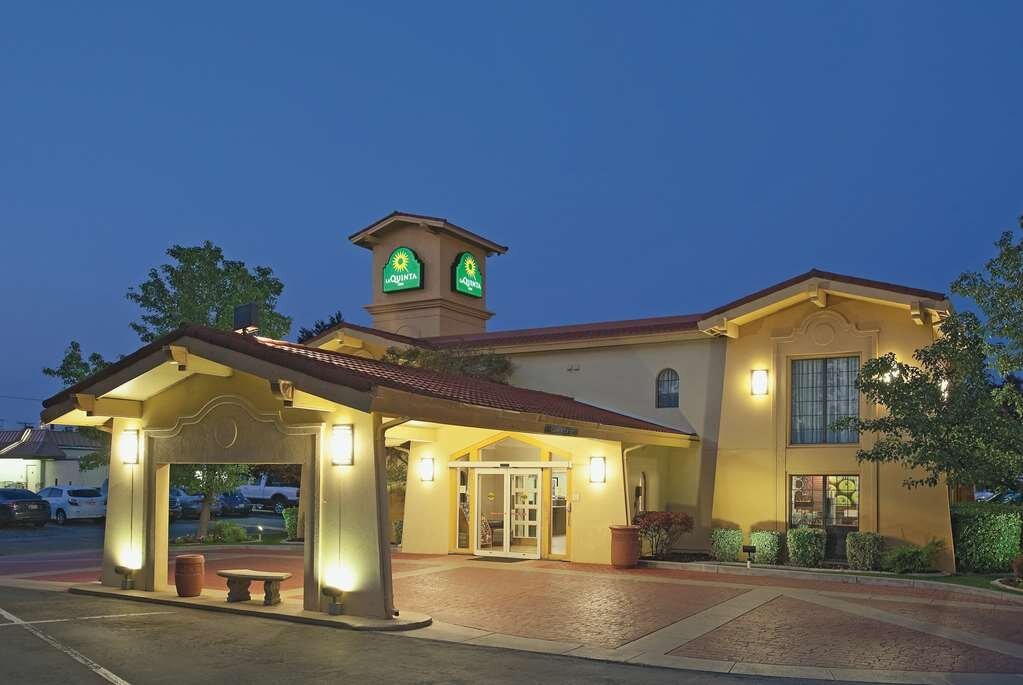 LA QUINTA INN BY WYNDHAM SALT LAKE CITY MIDVALE $73 ($̶9̶2̶) - Updated ...