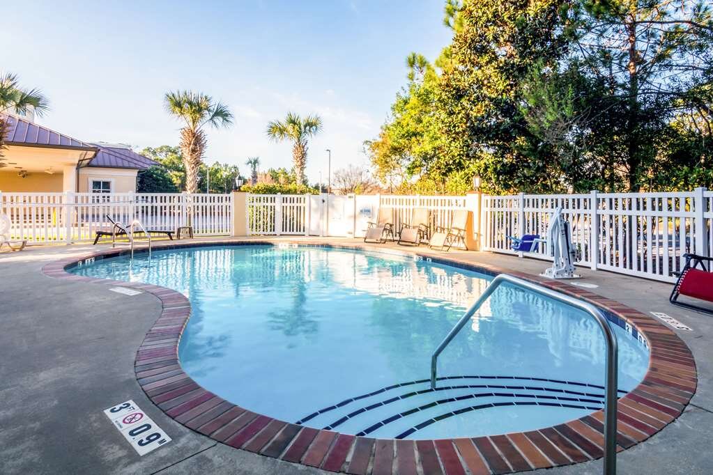 Comfort Suites Panama City Beach Pool Pictures Reviews Tripadvisor   Outdoor Pool 