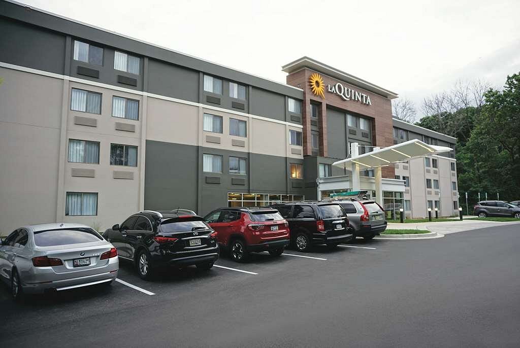 La Quinta Inn &amp; Suites by Wyndham Columbia / Fort Meade, hotel em Maryland