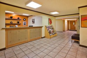 La Quinta Inn & Suites by Wyndham Savannah Southside in Savannah, image may contain: Floor, Flooring, Indoors