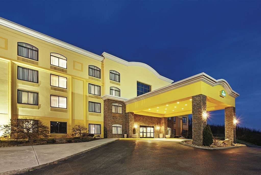 La Quinta Inn &amp; Suites by Wyndham Sevierville / Kodak, hotel in Dandridge