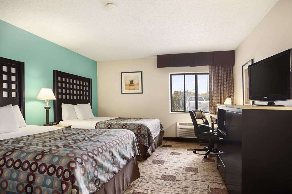 Hotel photo 36 of Baymont by Wyndham Fort Smith.