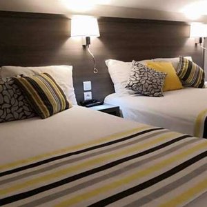 Guest room