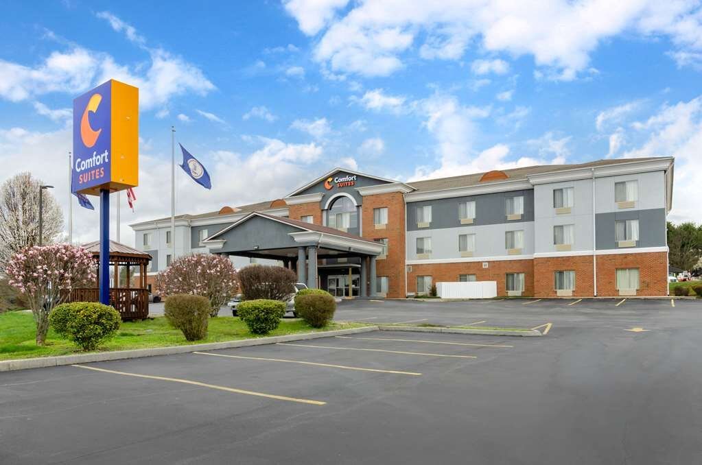 COMFORT SUITES $143 ($̶1̶5̶4̶) - Abingdon Hotel 2024 Prices & Reviews