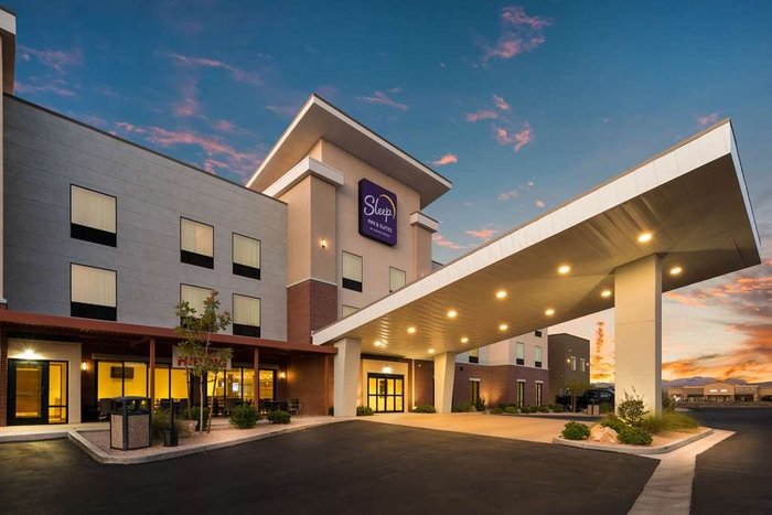 SLEEP INN &amp; SUITES HURRICANE ZION PARK AREA - Prices &amp; Hotel 