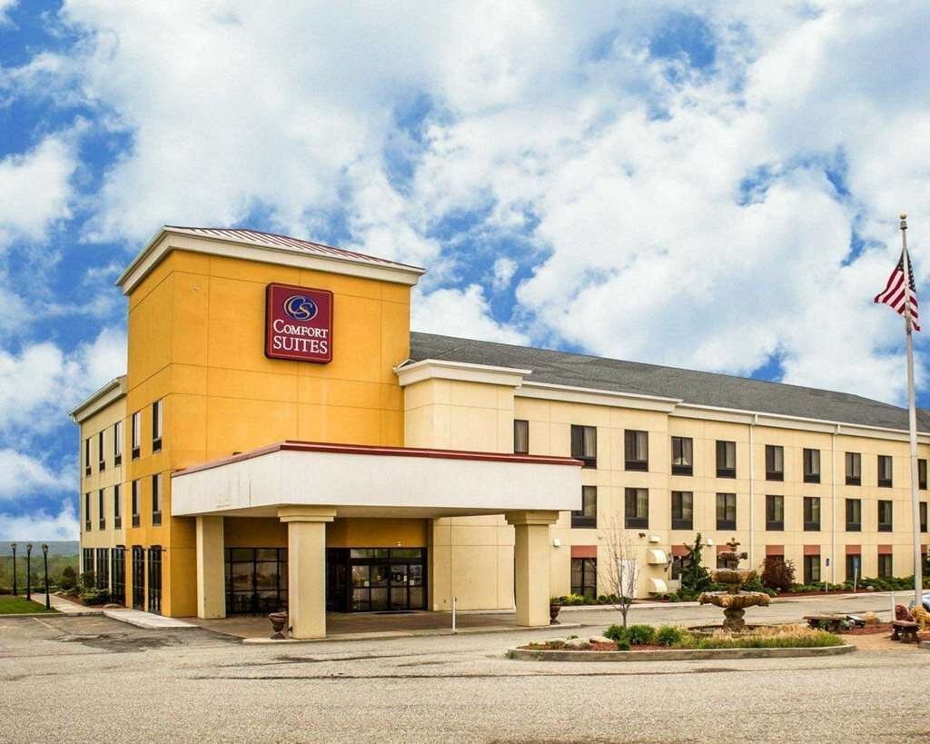 COMFORT SUITES $93 ($̶1̶1̶5̶) - Updated 2023 Prices & Hotel Reviews ...