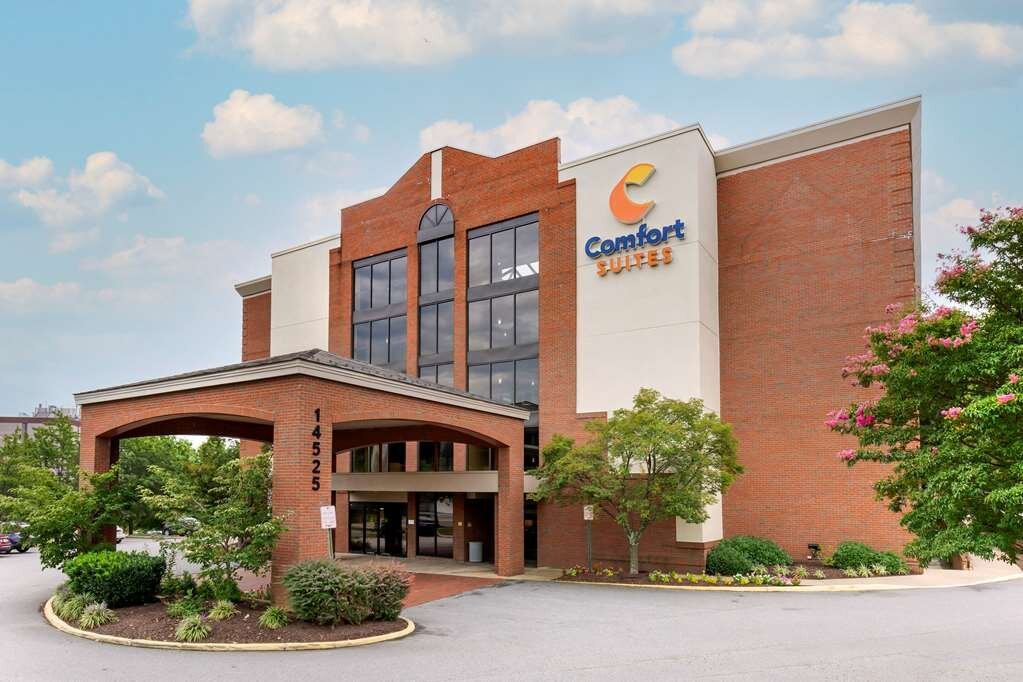 COMFORT SUITES NEAR POTOMAC MILLS (Woodbridge) - Hotel Reviews, Photos ...