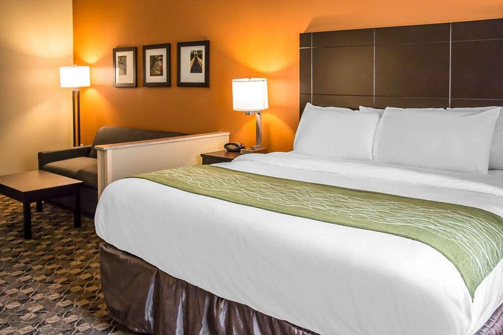 Hotel photo 4 of Comfort Suites Bluffton - Hilton Head Island.