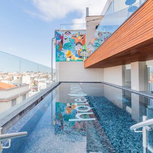 rooftop infinity pool