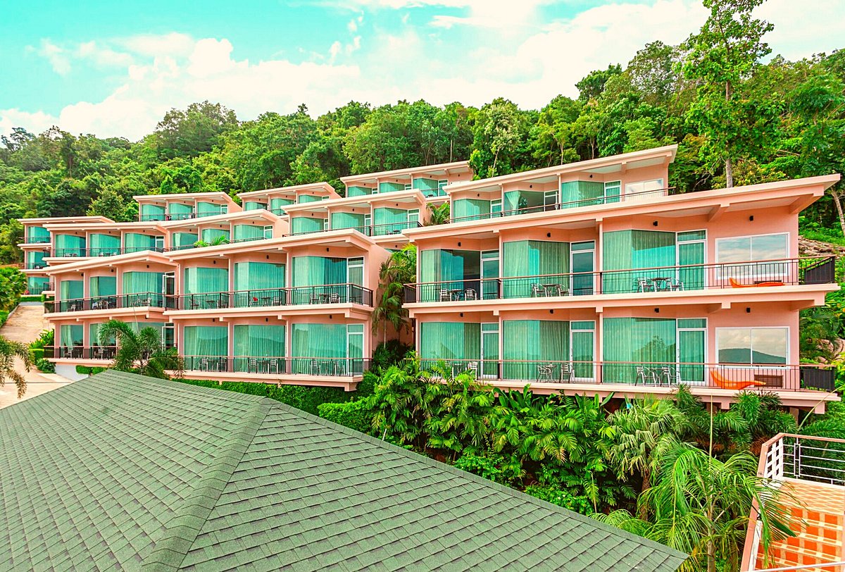 The View Rawada Phuket, hotel em Rawai