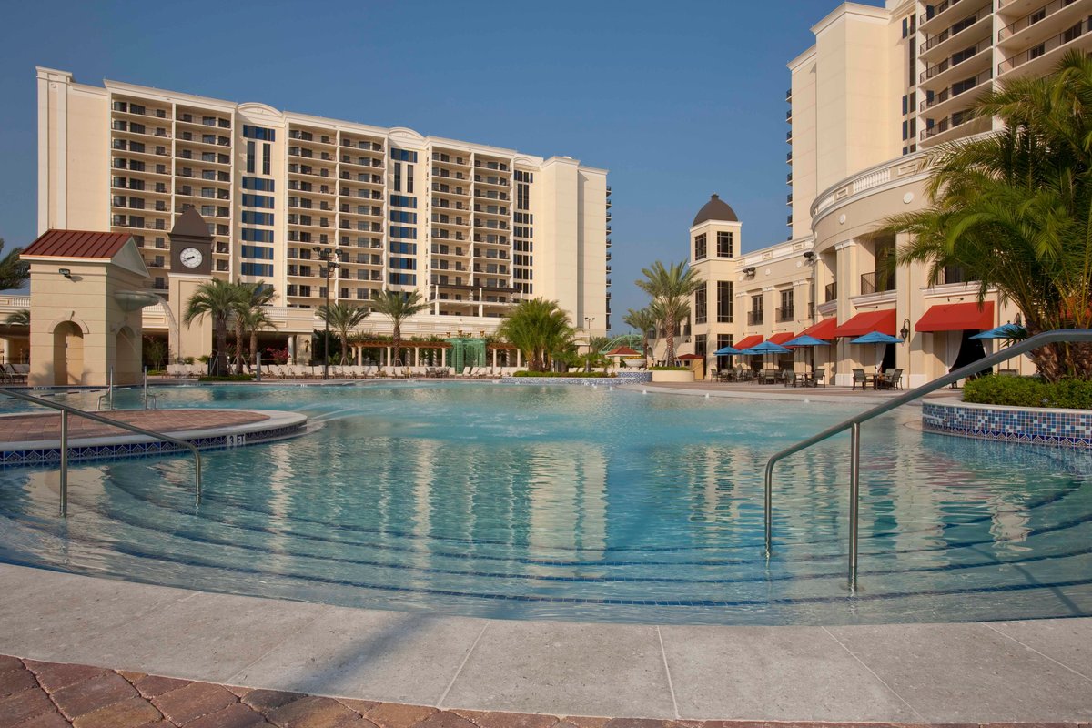 Hilton Grand Vacations Club Parc Soleil Orlando Pool: Pictures ...