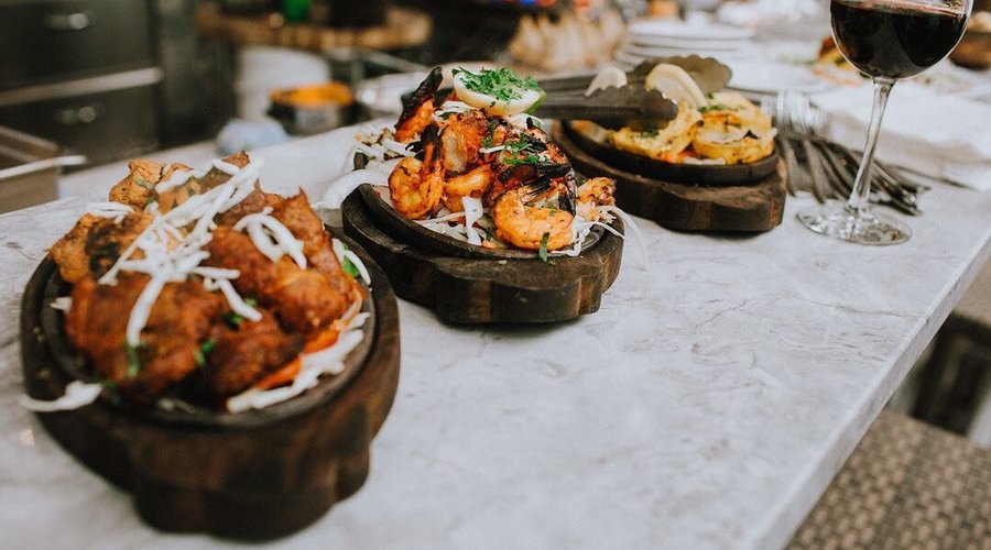 Tandoori platters also referred to as Sizzling Entrees 