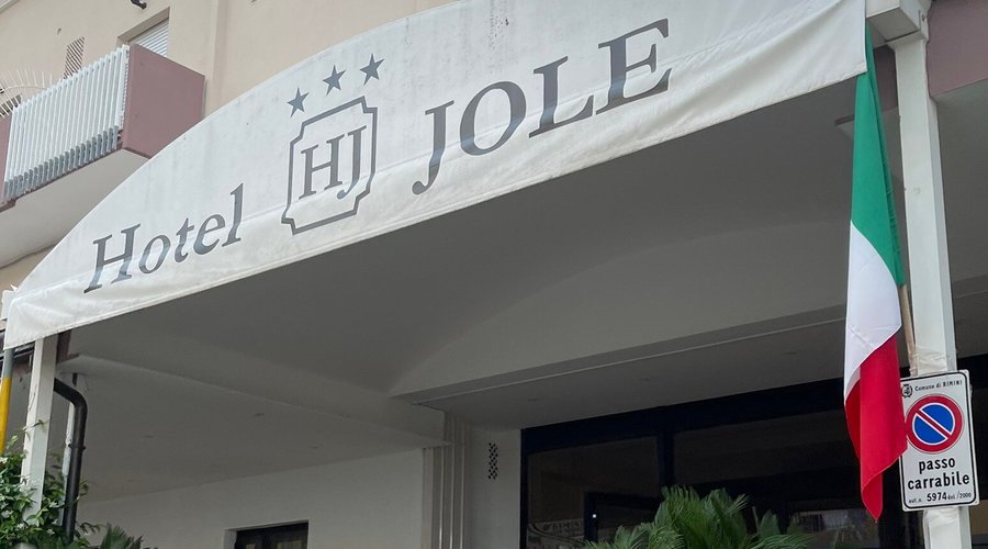 Hotel hole
