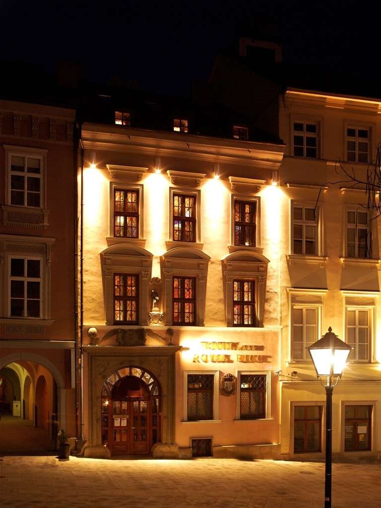 HOTEL ROYAL RICC $82 ($̶1̶1̶1̶) - Updated 2022 Prices & Reviews