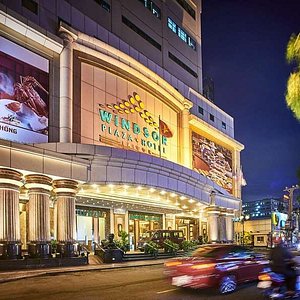 Windsor Plaza Hotel in Ho Chi Minh City, image may contain: Street, City, Urban, Lighting