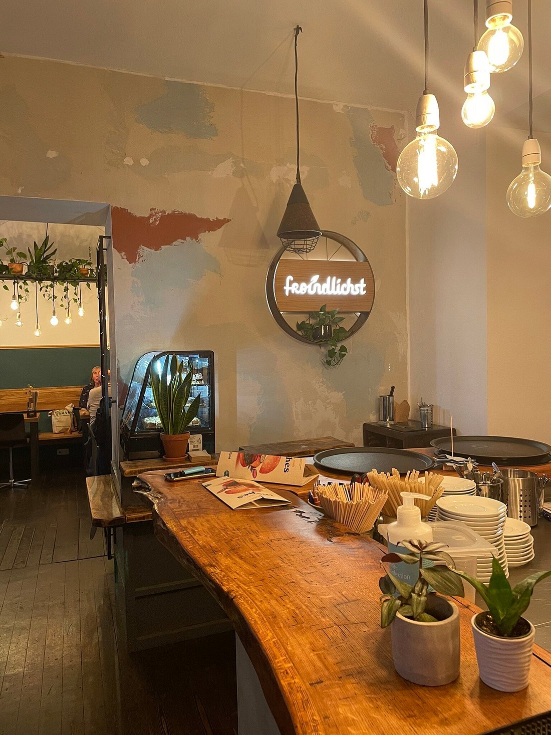 FROINDLICHST BERLIN Pankow (Borough) Menu, Prices & Restaurant