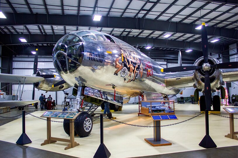 New England Air Museum image