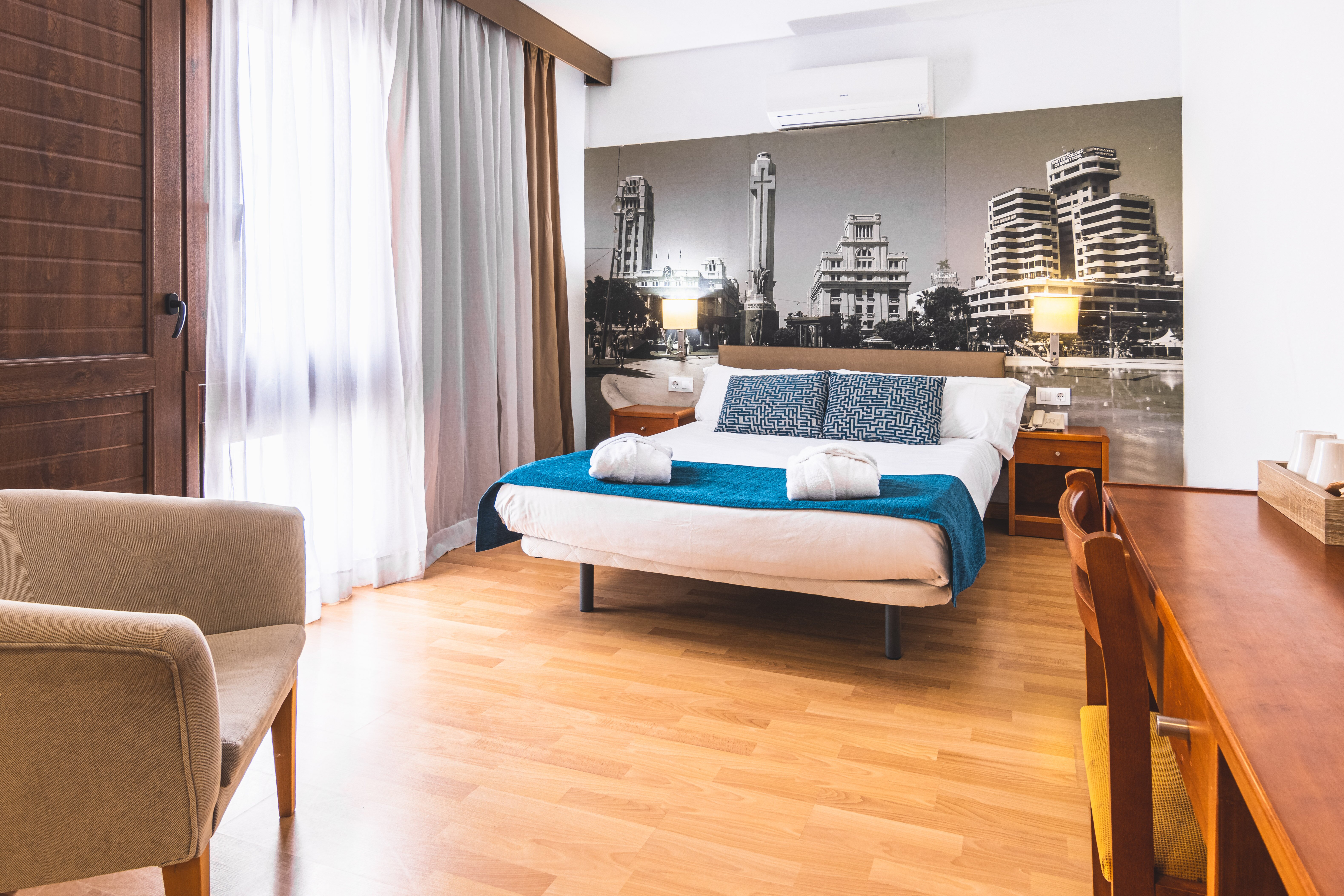 HOTEL ADONIS PLAZA Updated 2024 Prices Santa Cruz de Tenerife