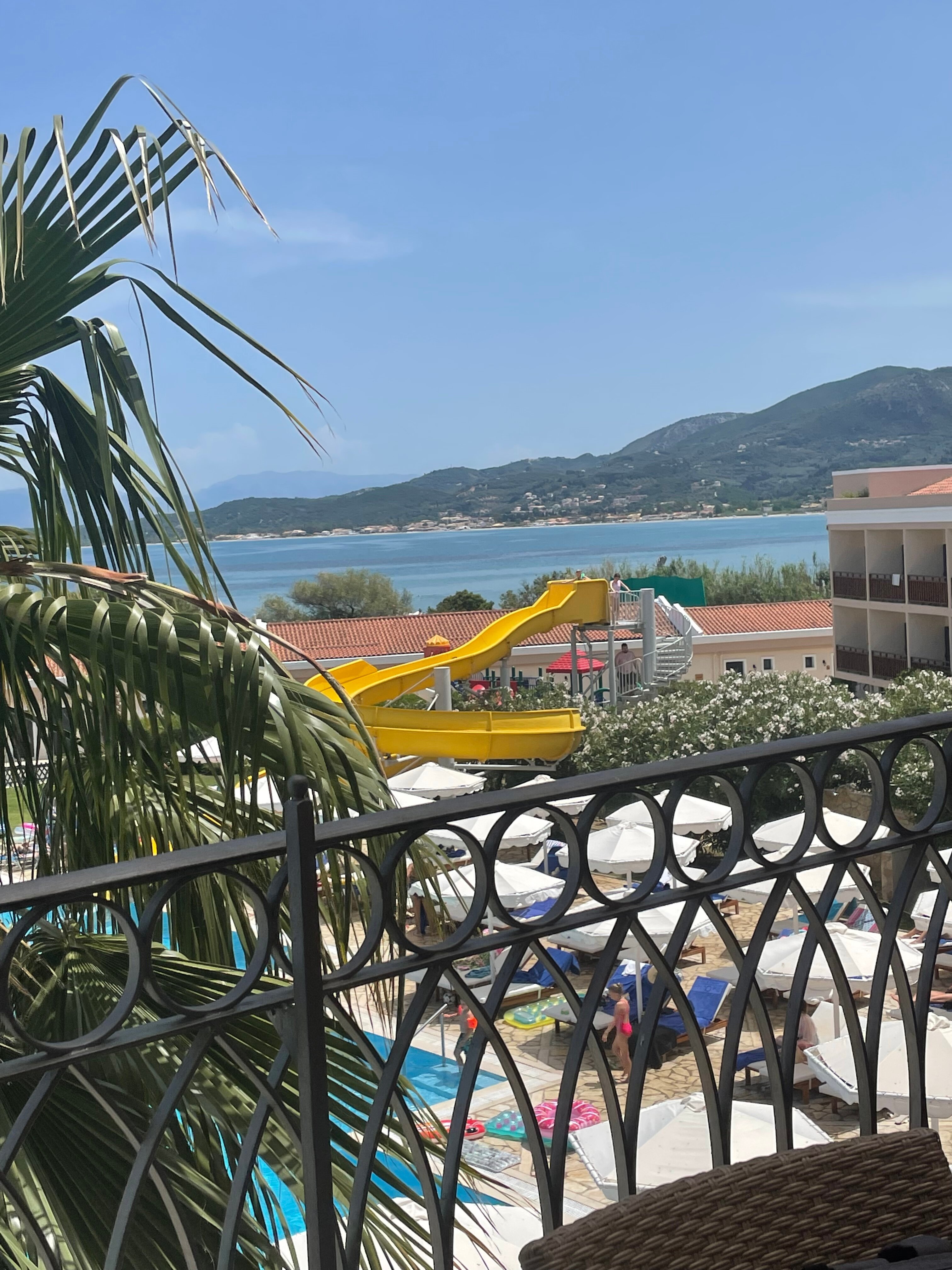 RODA BEACH RESORT & SPA (Καρουσάδες, Ελλάδα) - Κριτικές και σύγκριση ...