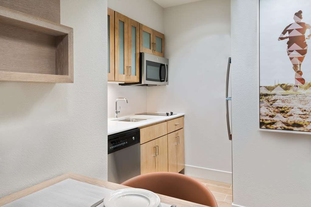 Hotel photo 63 of Homewood Suites by Hilton Sarasota Lakewood Ranch.