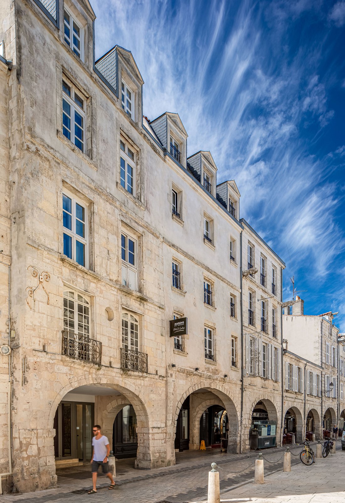 Maisons du Monde Hôtel &amp; Suites - La Rochelle Vieux Port, hôtel à La Rochelle