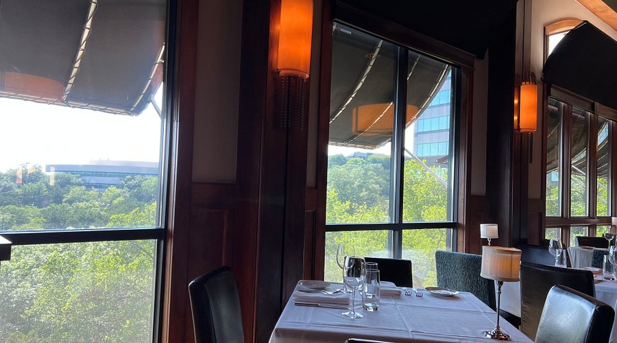 Eddie V's Prime Seafood