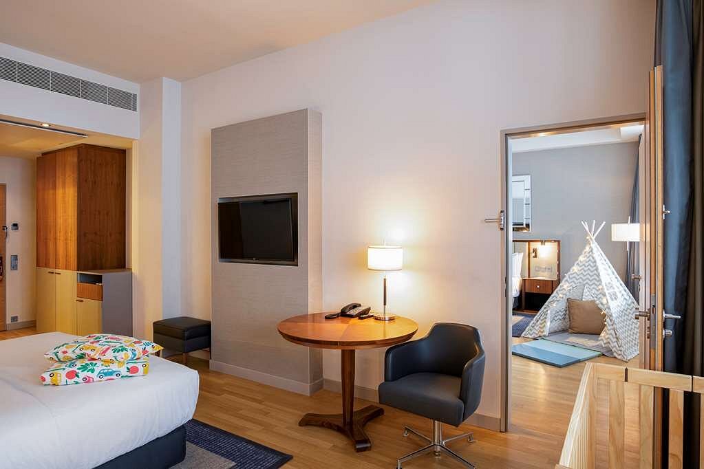 Hilton Cologne 128 1 5 8 Updated 2022 S Hotel Reviews Germany - French Country Bedroom Decorating Ideas On A Budget Cologne Hilton Cologne 128 1 5 8 Updated 2022 S Hotel Reviews Germany - French Country Bedroom Decorating Ideas On A Budget Cologne