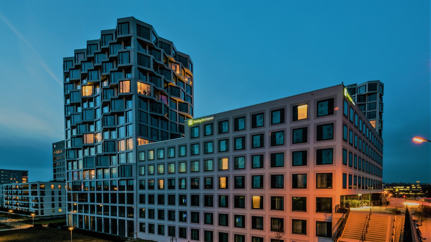 HOLIDAY INN EXPRESS MUNICH CITY WEST, AN IHG HOTEL $83 ($̶9̶9̶ ...